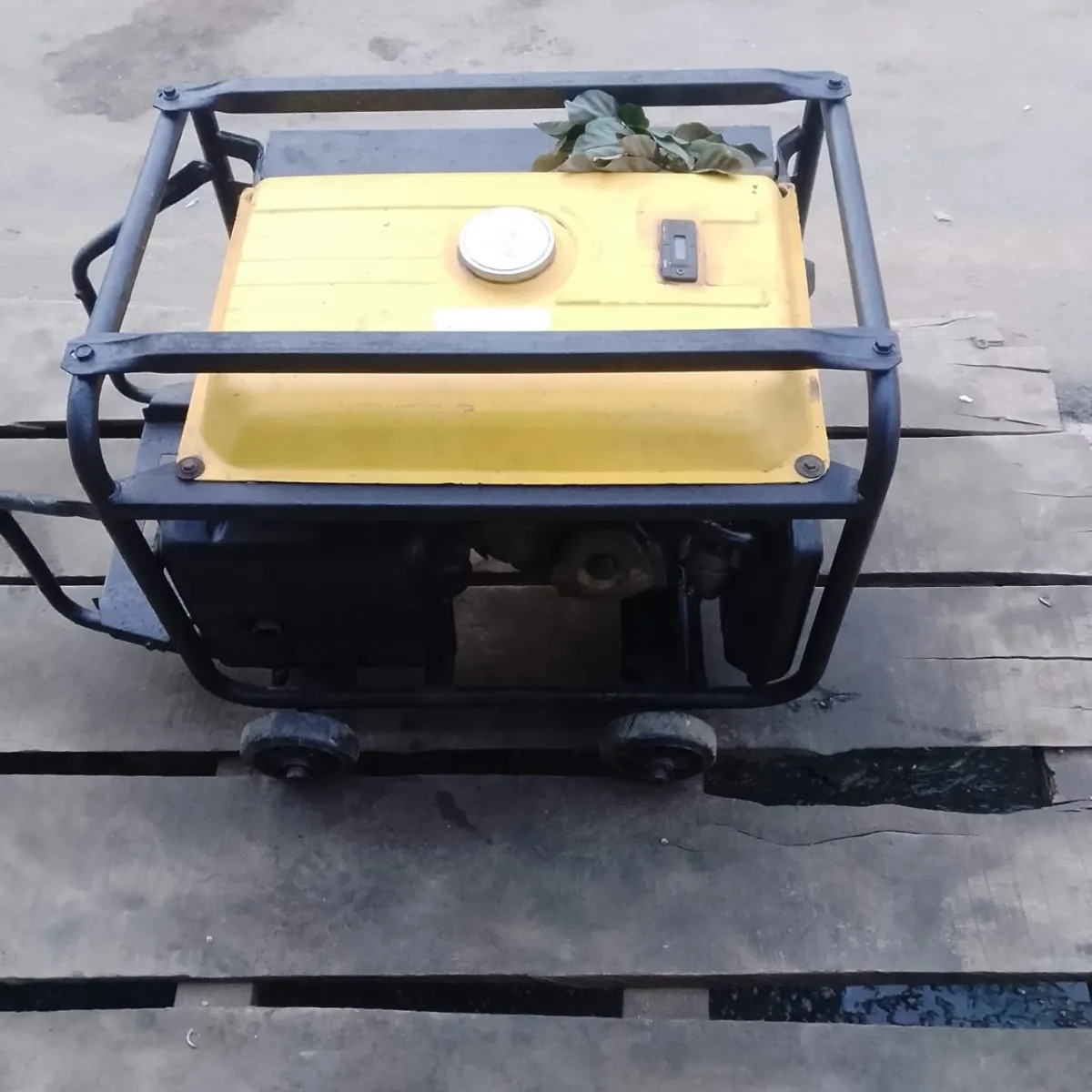 Neatly used generator - Image 3