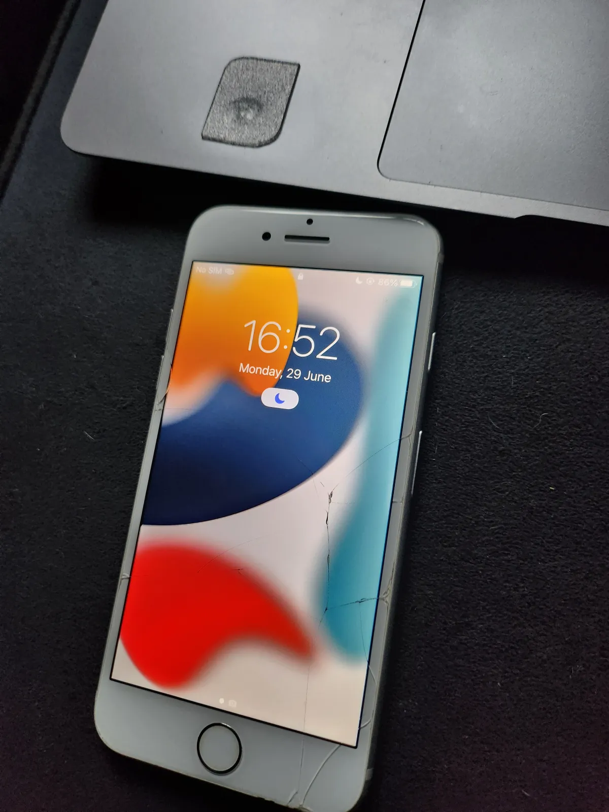 IPhone 7 - Image 1