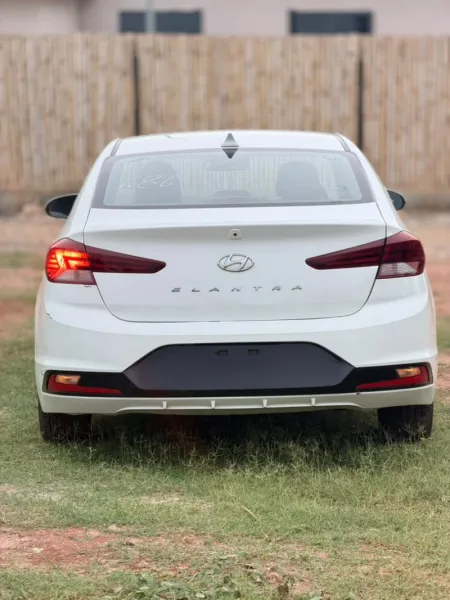 Hyundai Elantra 2019 Direct Belgium