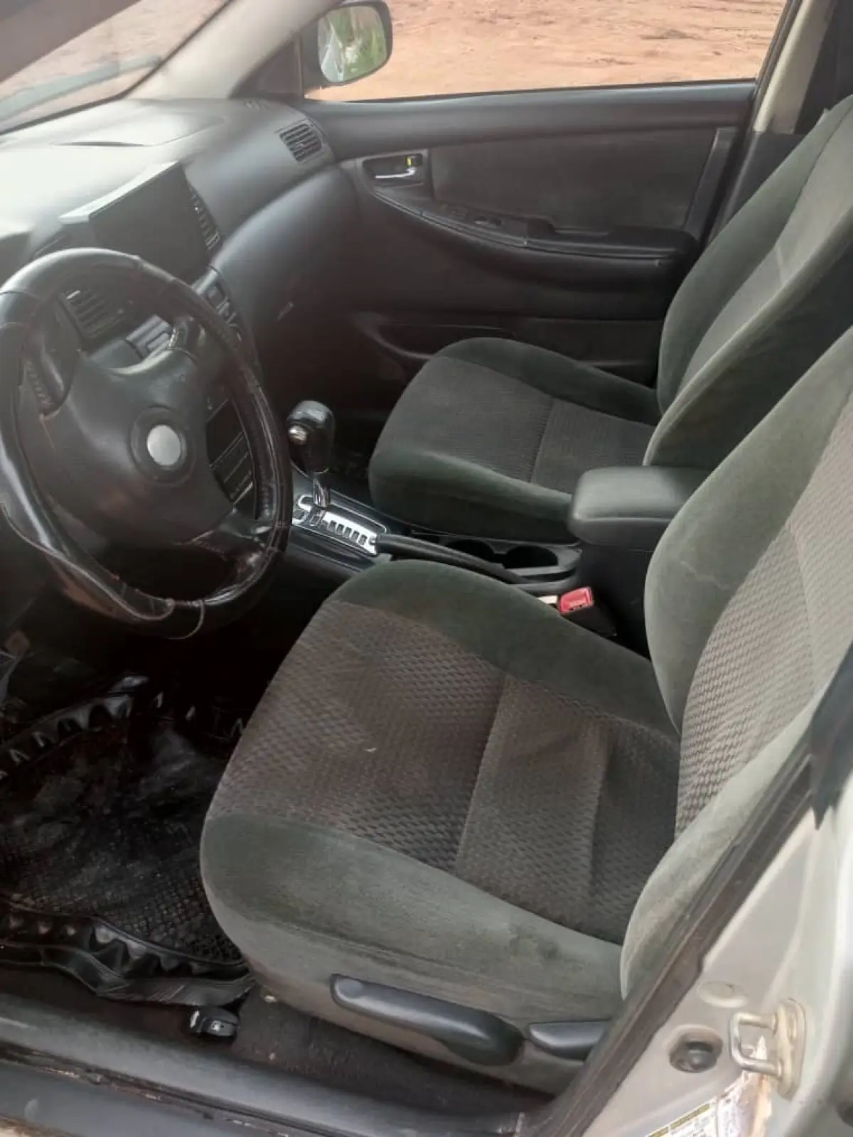 Toyota Corolla S - Image 7