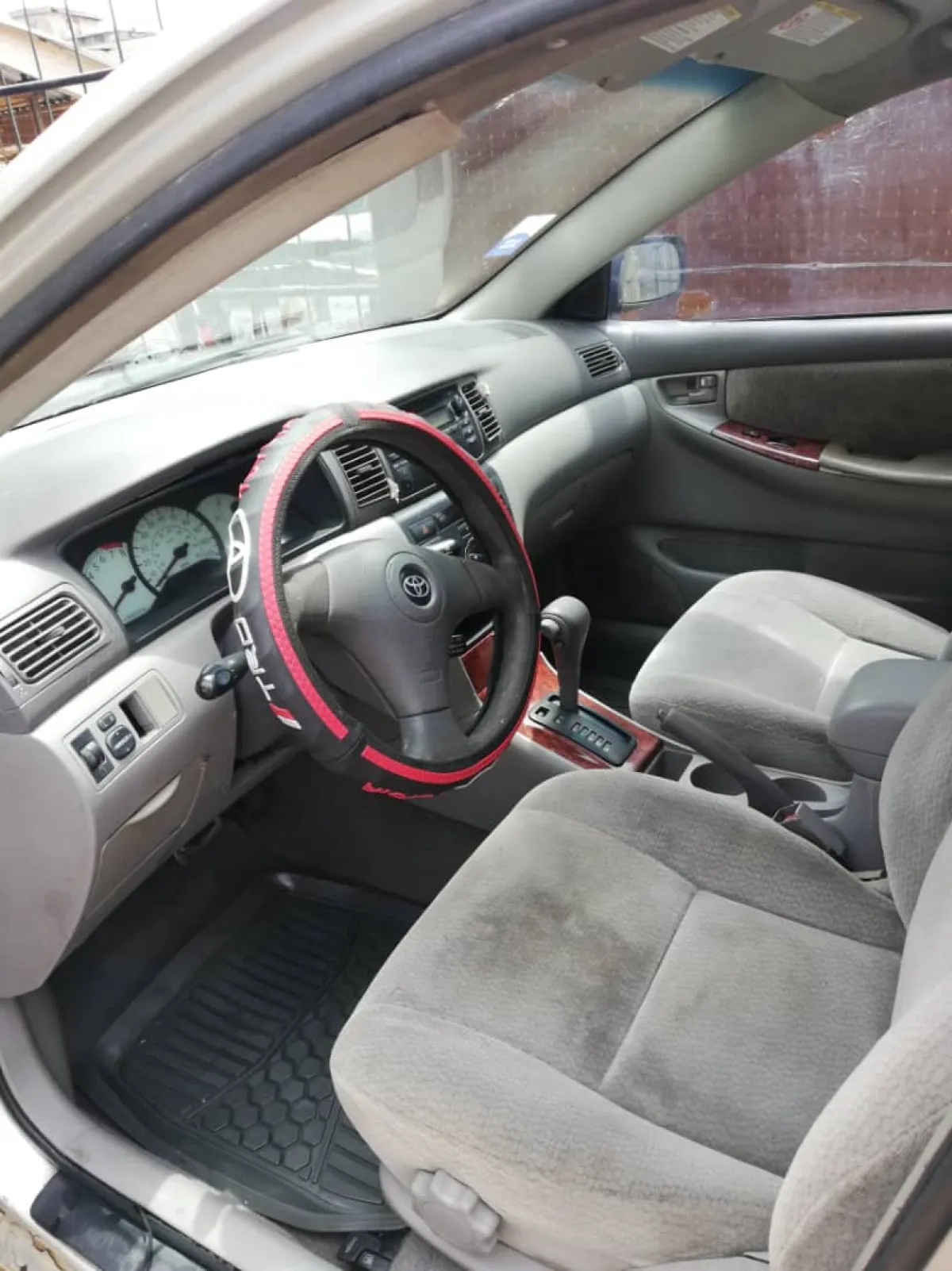Toyota Corolla (9th Generation) - Image 3