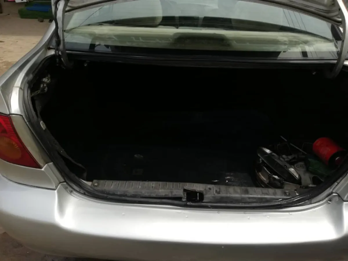 Toyota Corolla (9th Generation) - Image 7