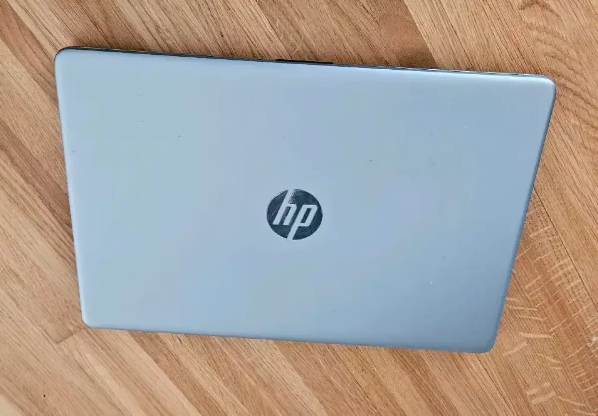 HP Laptop 250 G8 - Image 1