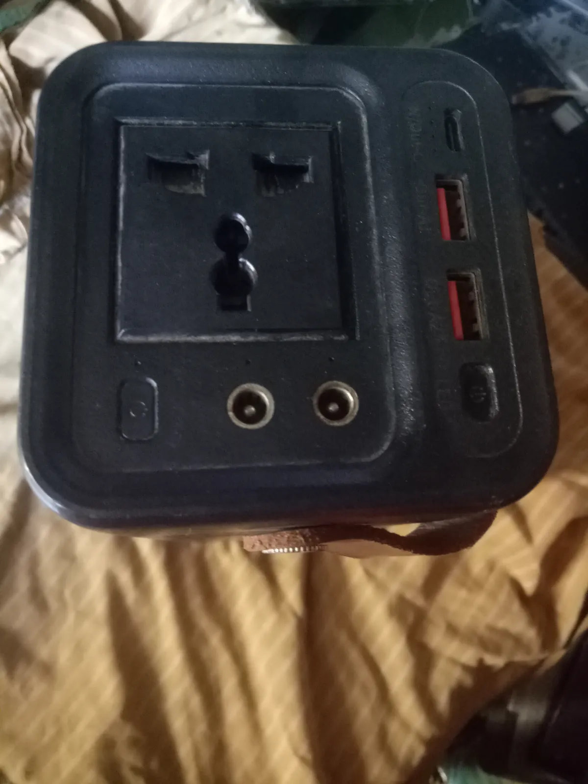 Neatly Used Portable Yoobao Power Station Is For Sale - Image 1