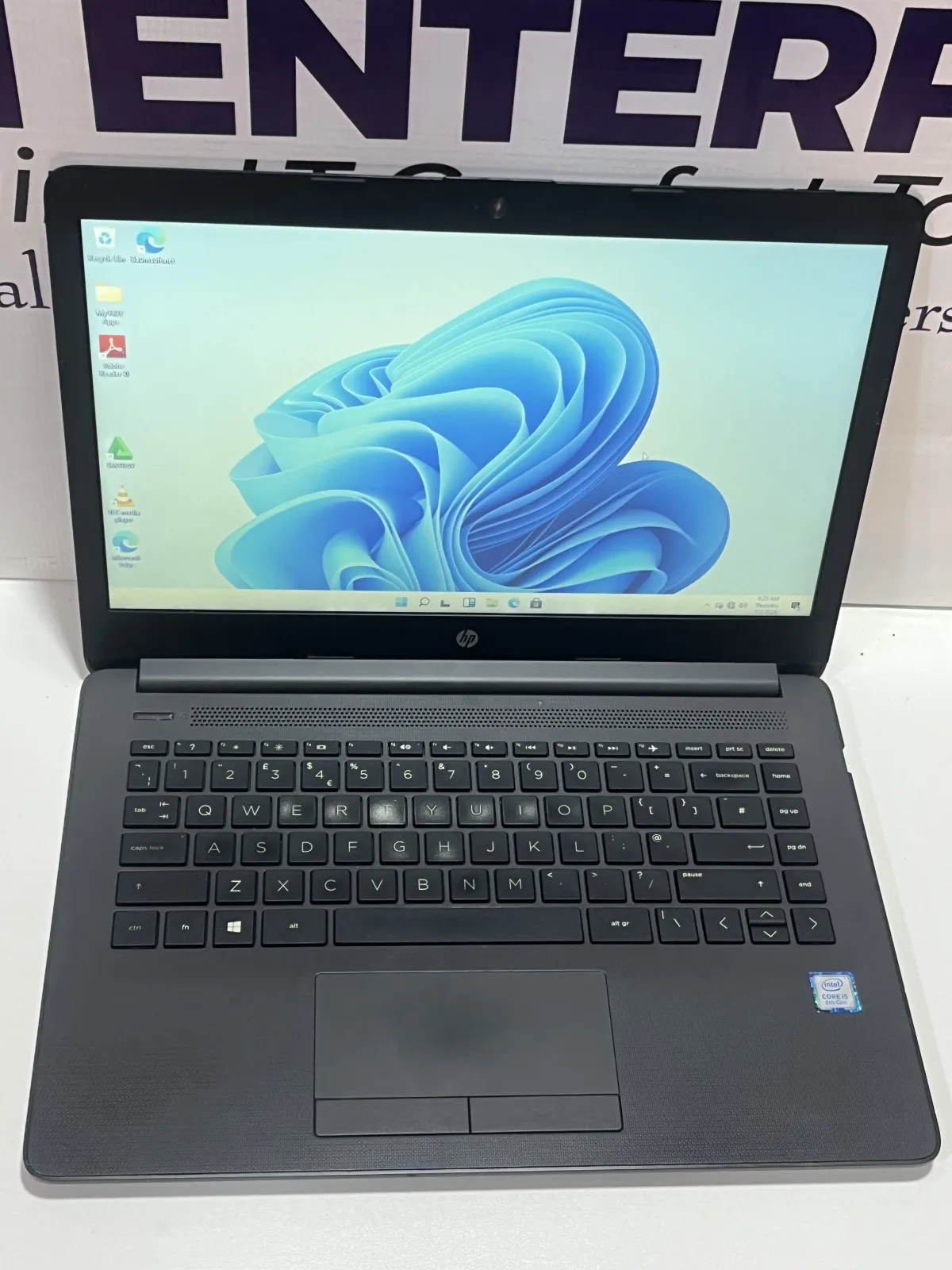 HP Notebook 240 G7 - Image 2