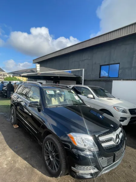 Foreign Used Mercedes Benz GLK350 2015 4Matic Full Option