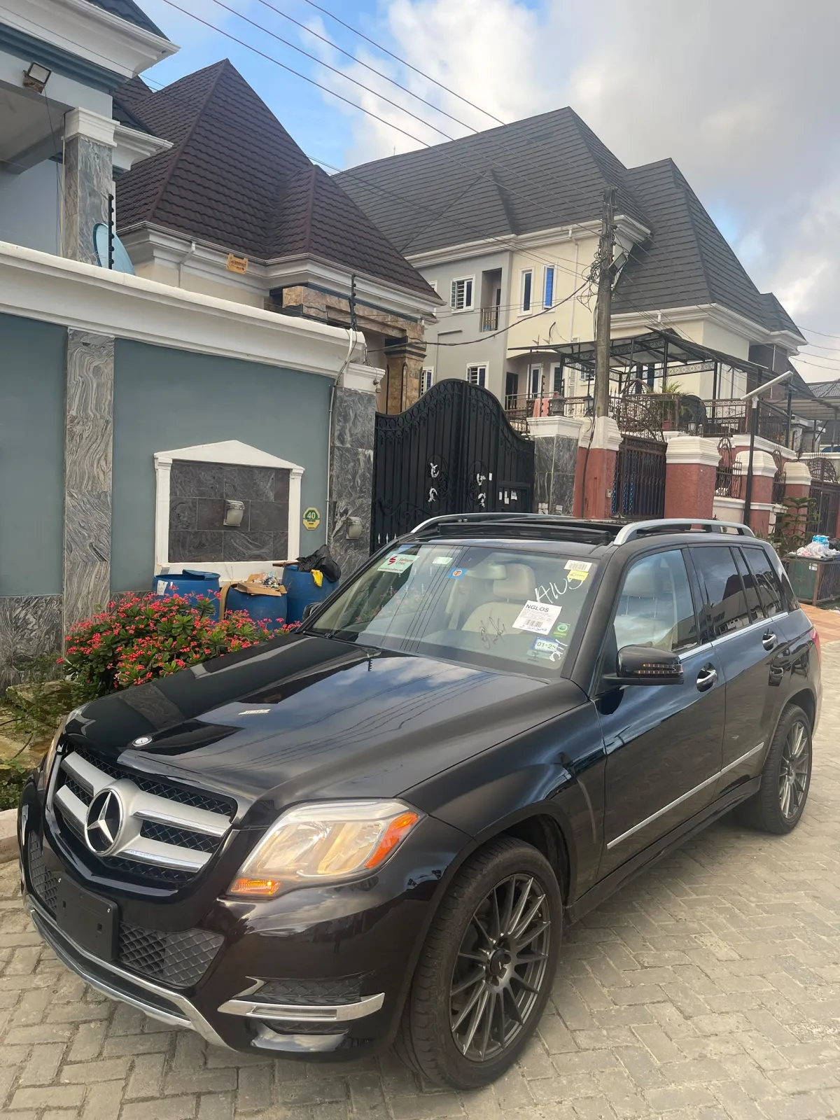 Foreign Used Mercedes Benz GLK350 2015 4Matic Full Option - Image 2