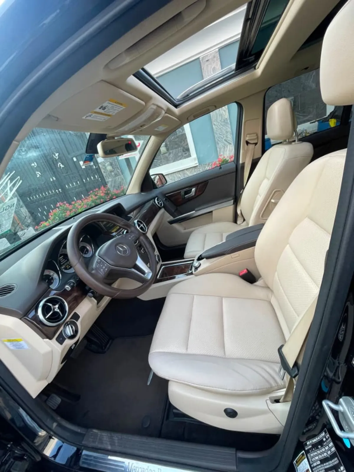 Foreign Used Mercedes Benz GLK350 2015 4Matic Full Option - Image 8