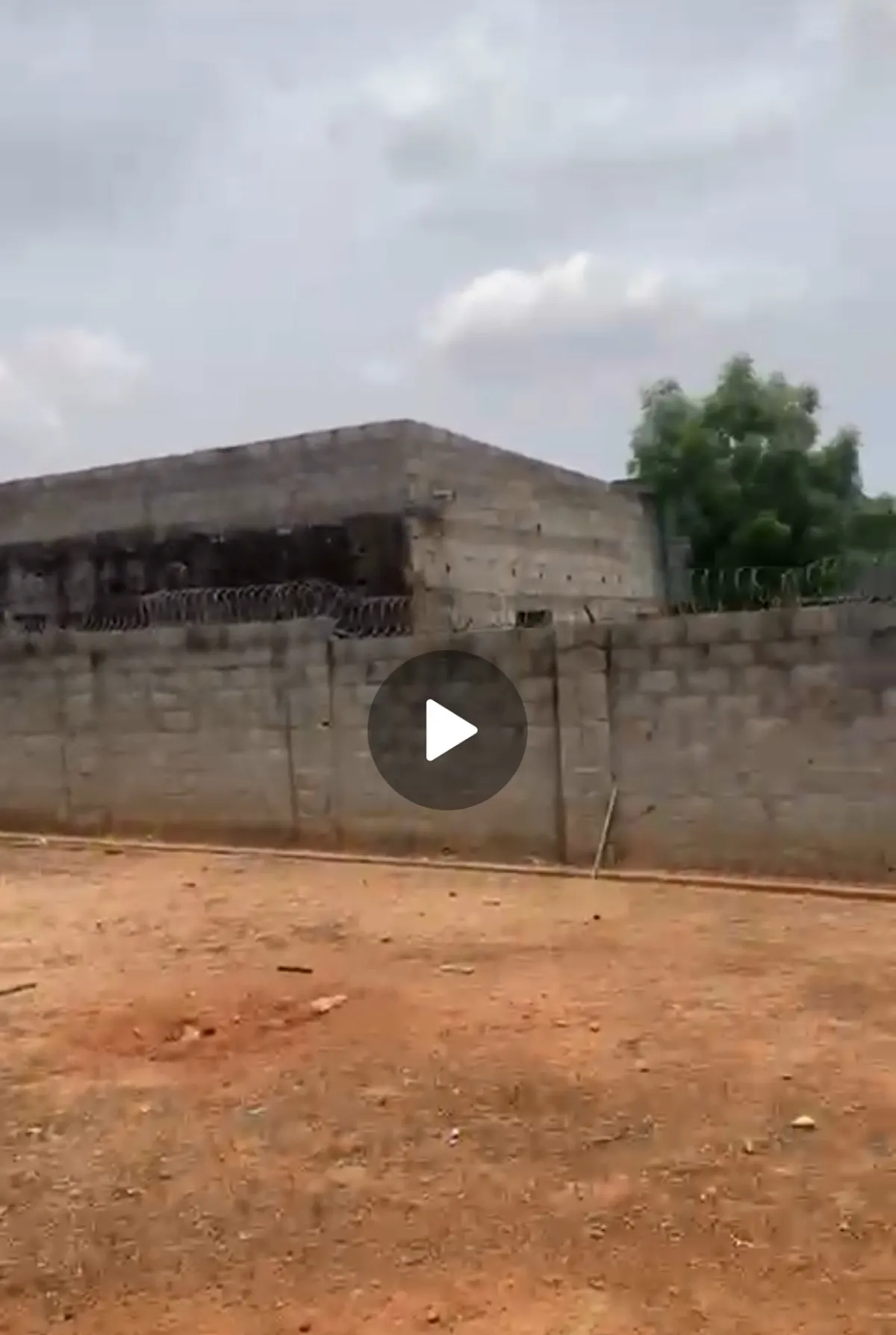 RESIDENTIAL PLOT FOR SALE - Image 1