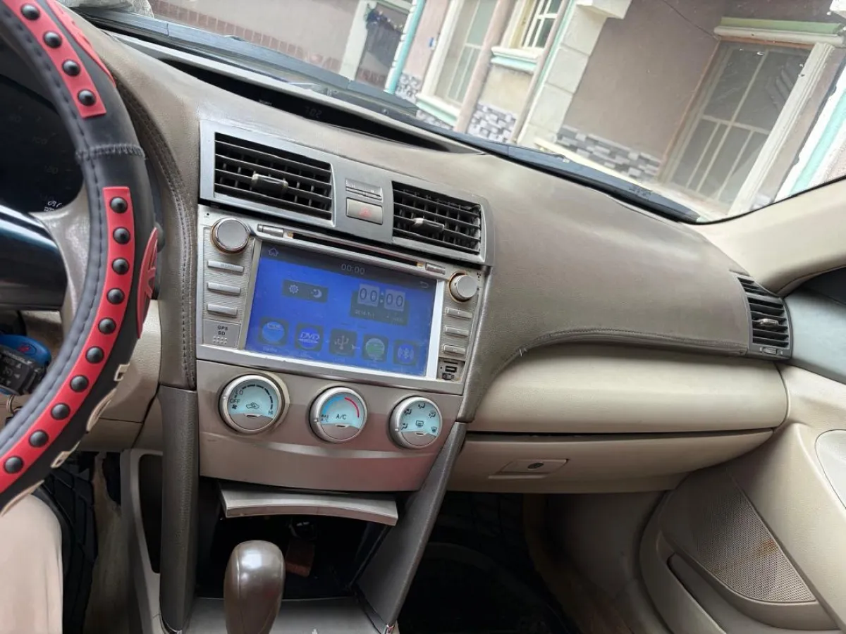 Buy-and-Drive 2008 Toyota Camry (Nigerian Used) - Image 4