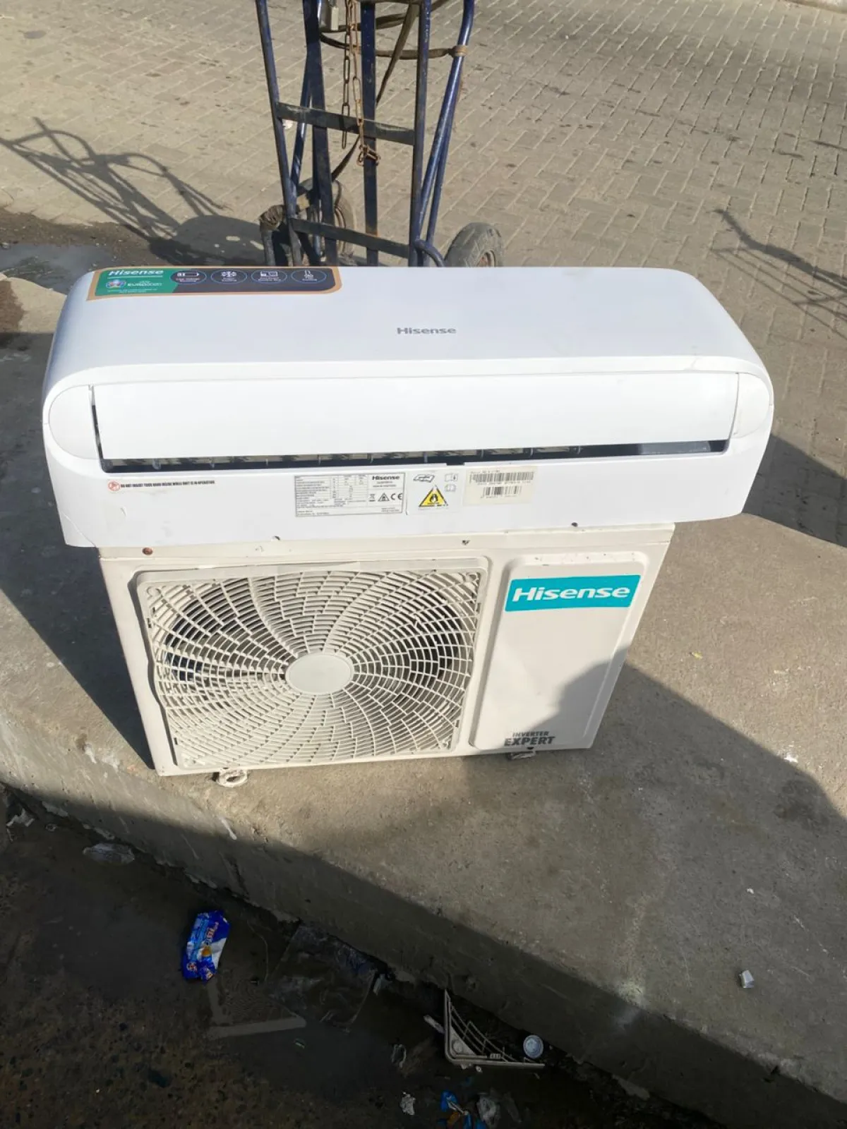 Air conditioner - Image 1
