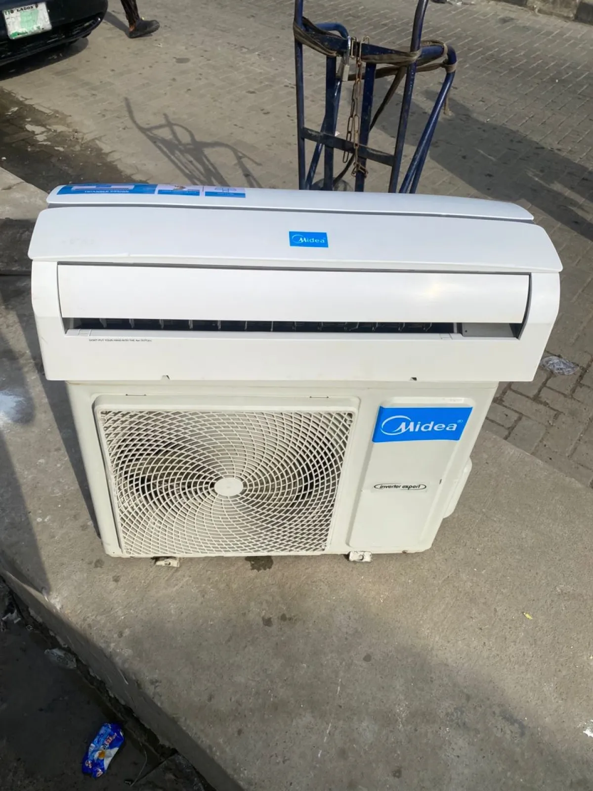 Air conditioner - Image 2