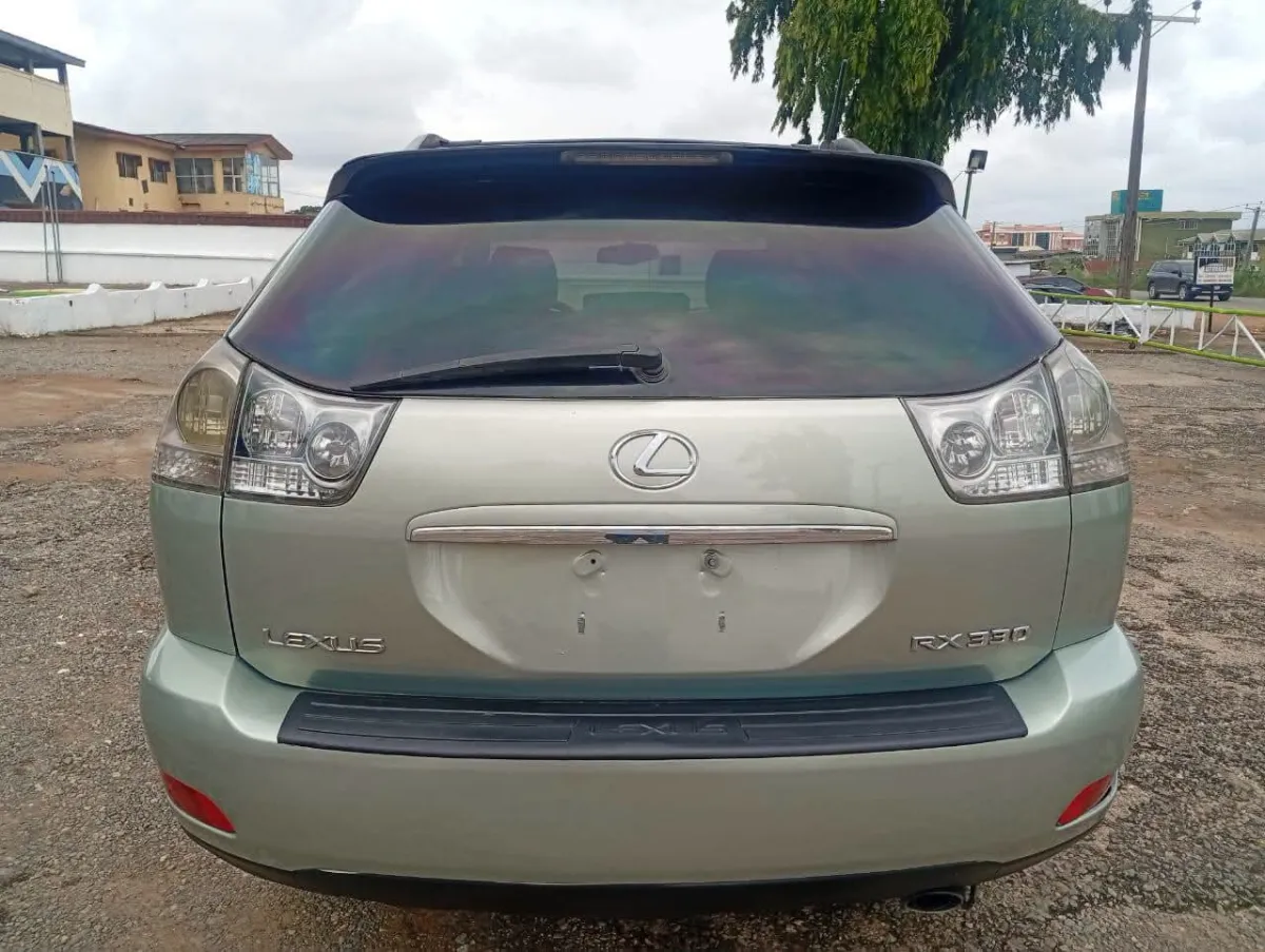 LEXUS RX330 - Image 2