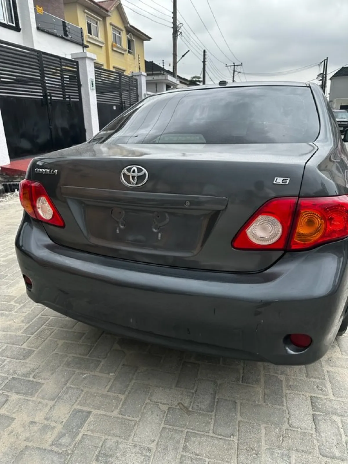 Neat Toyota corolla sport gray color - Image 1