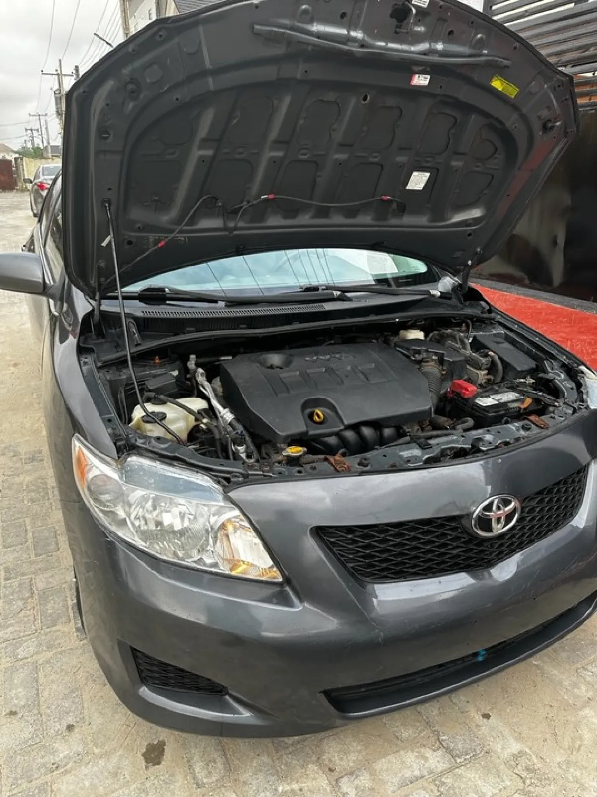 Neat Toyota corolla sport gray color - Image 5