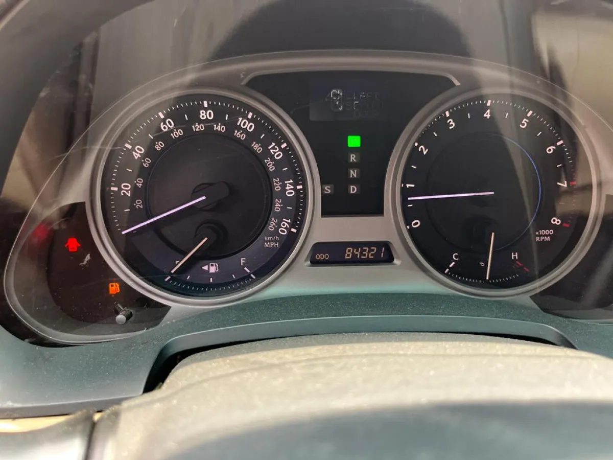 Lexus Is250 for sale gold colour - Image 6