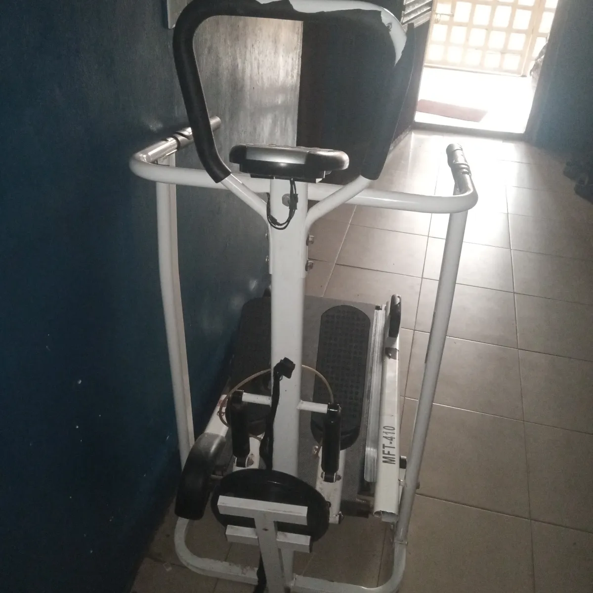 Wireless treadmill for Exercise - Image 3