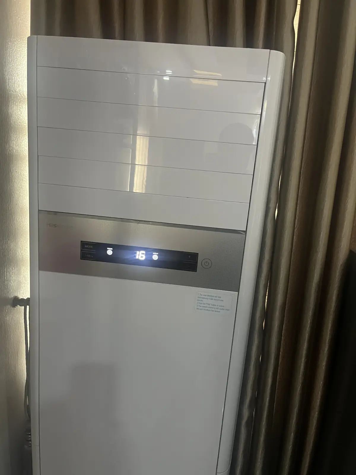 Hisense standing AC 2 tons - Image 1