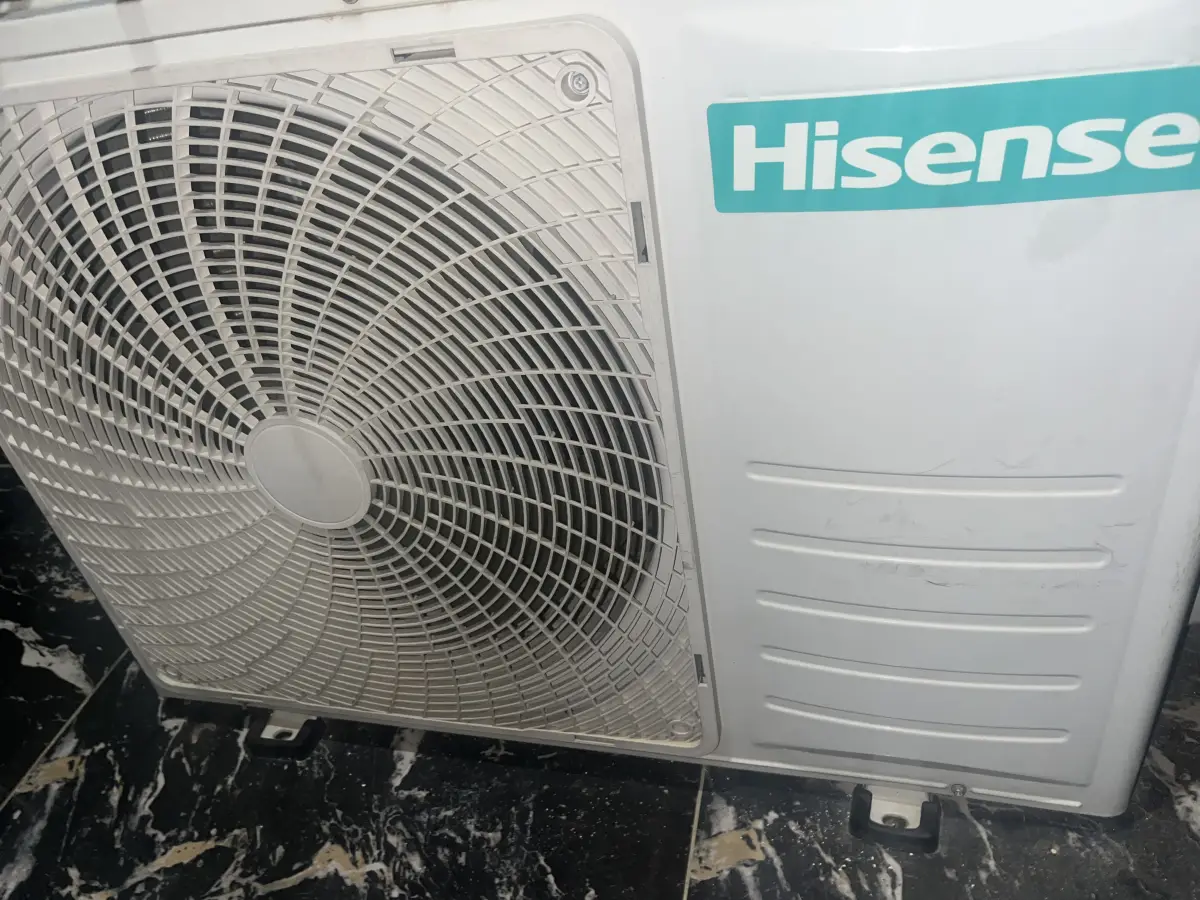 Hisense standing AC 2 tons - Image 2