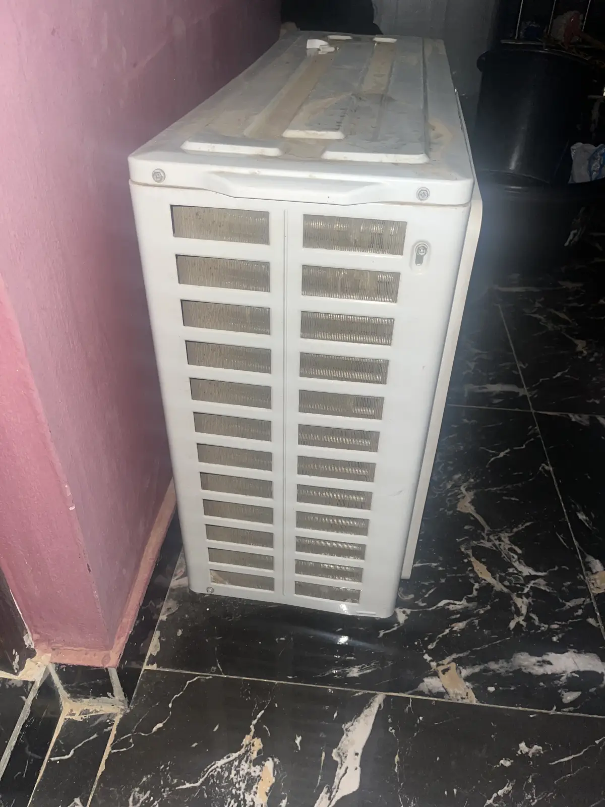 Hisense standing AC 2 tons - Image 6