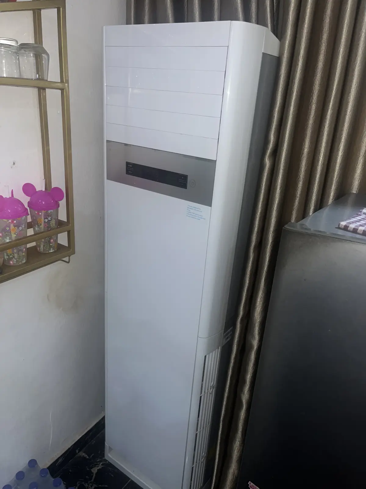 Hisense standing AC 2 tons - Image 11