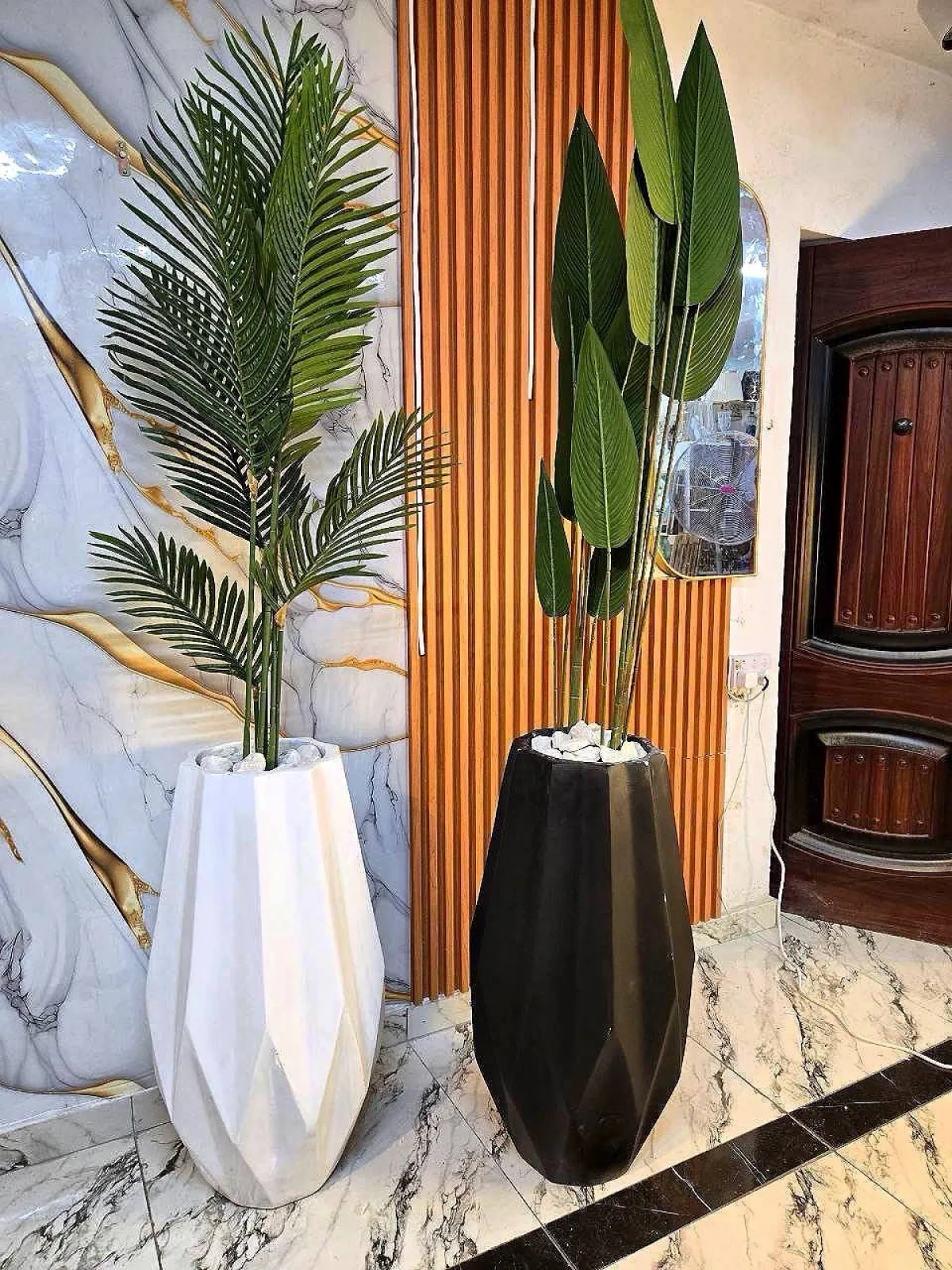 Fiber Big Pot with plant - Image 2