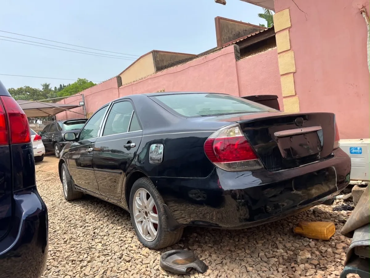 9ja used Toyota Camry 2005 - Image 3