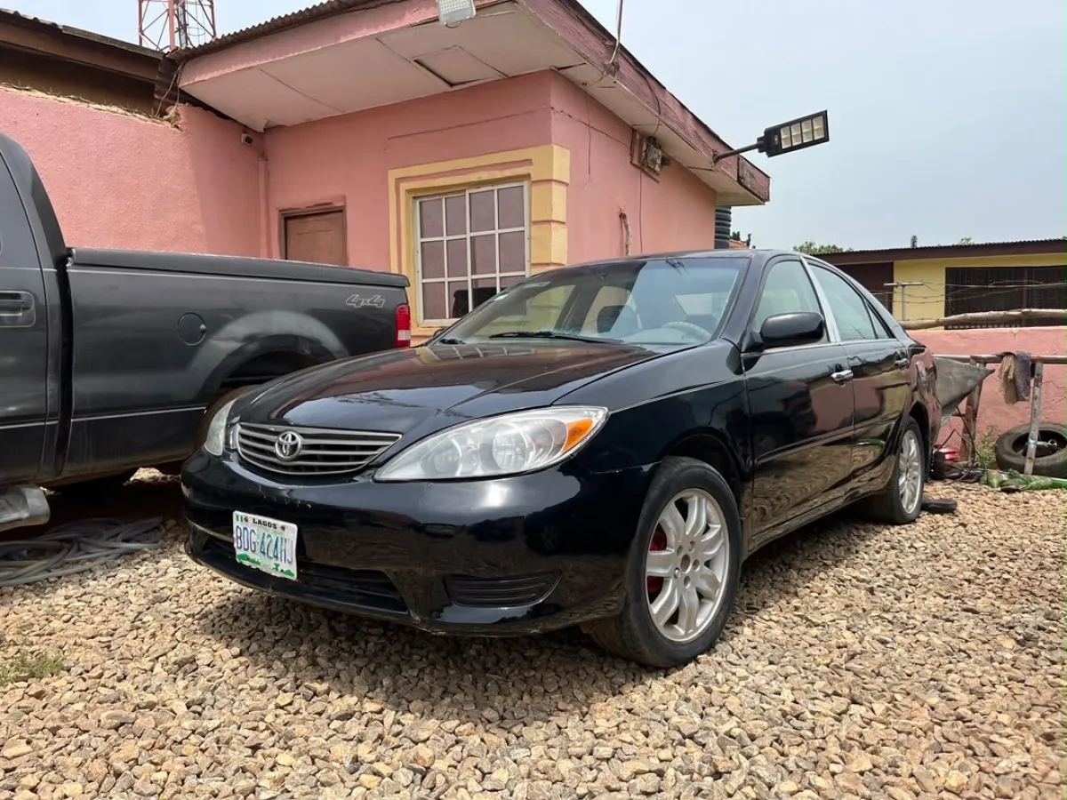 9ja used Toyota Camry 2005 - Image 4