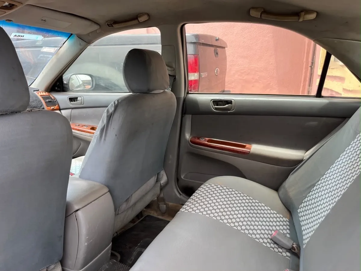 9ja used Toyota Camry 2005 - Image 9