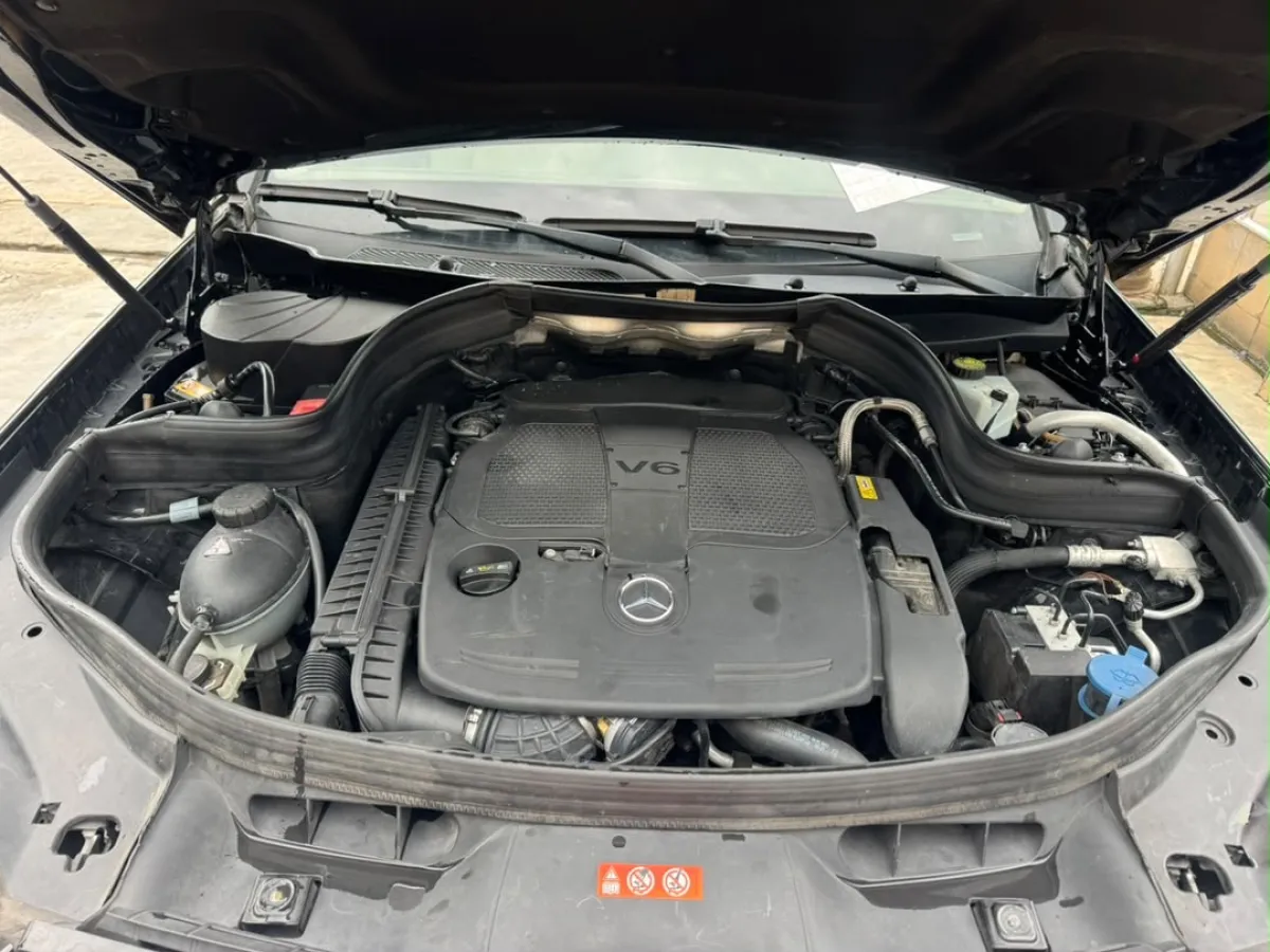 Foreign Used Mercedes Benz GLK350 2014 Fullest Option 4matic - Image 10