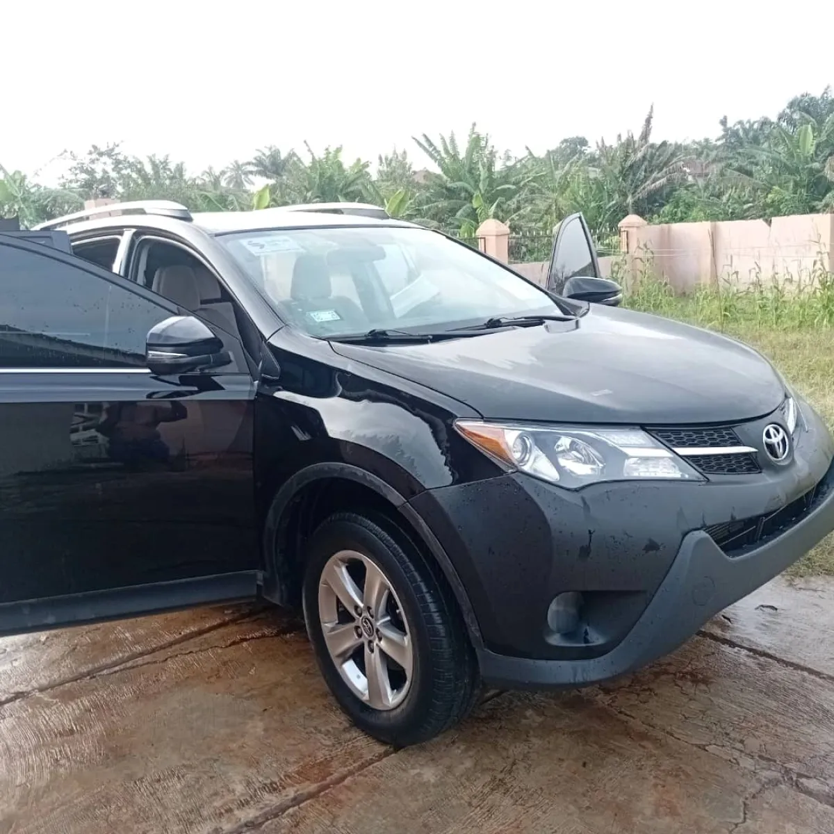 Toyota Rav4 model 2015 - Image 1