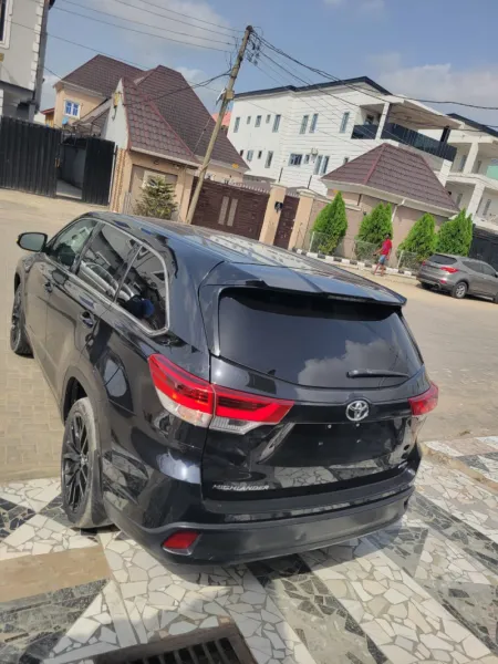 Direct Toks Accident free 2016 upgraded to 2018 Toyota Highlander