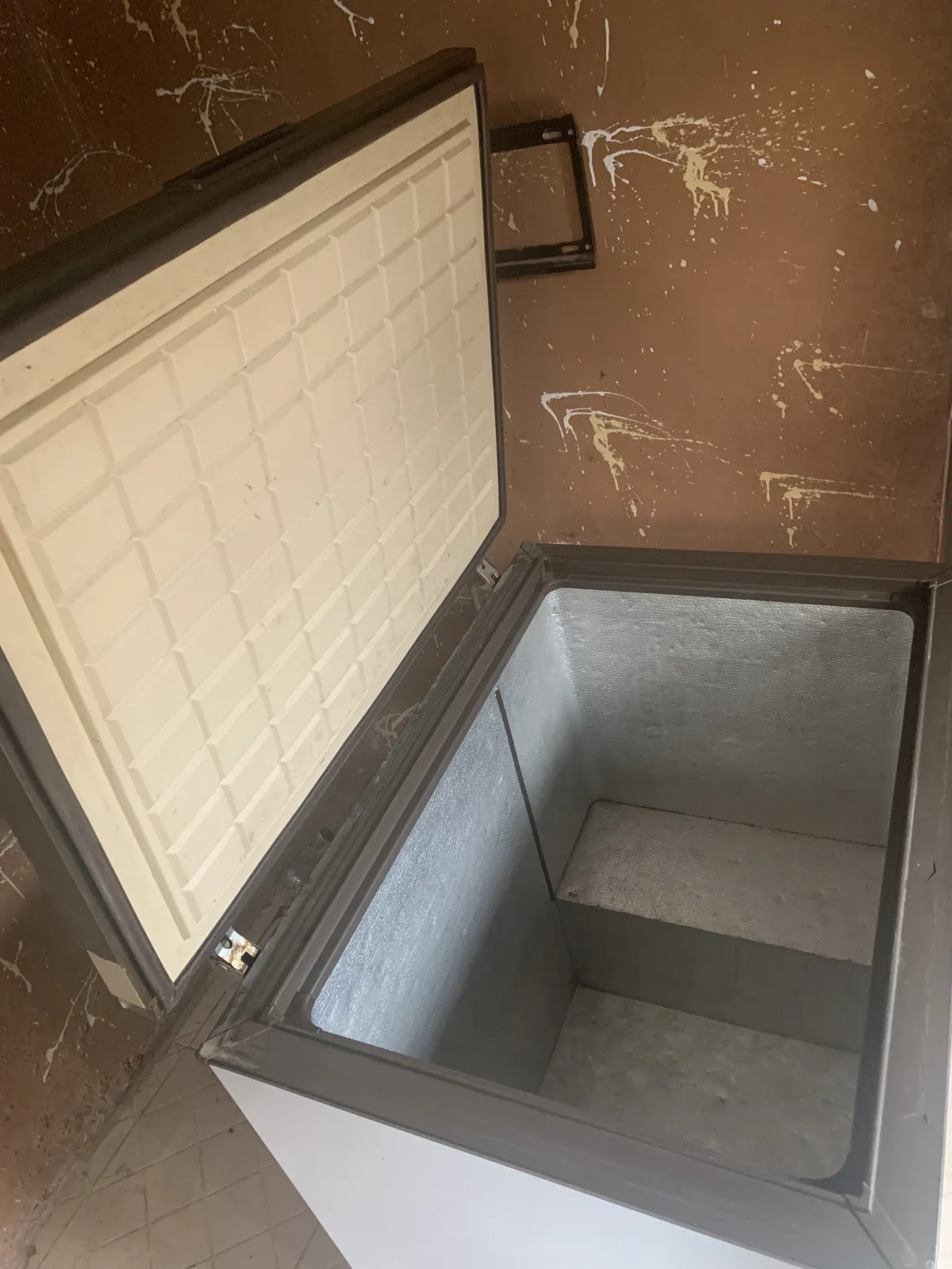 200ltr Freezer for sale at Iyano era. - Image 4