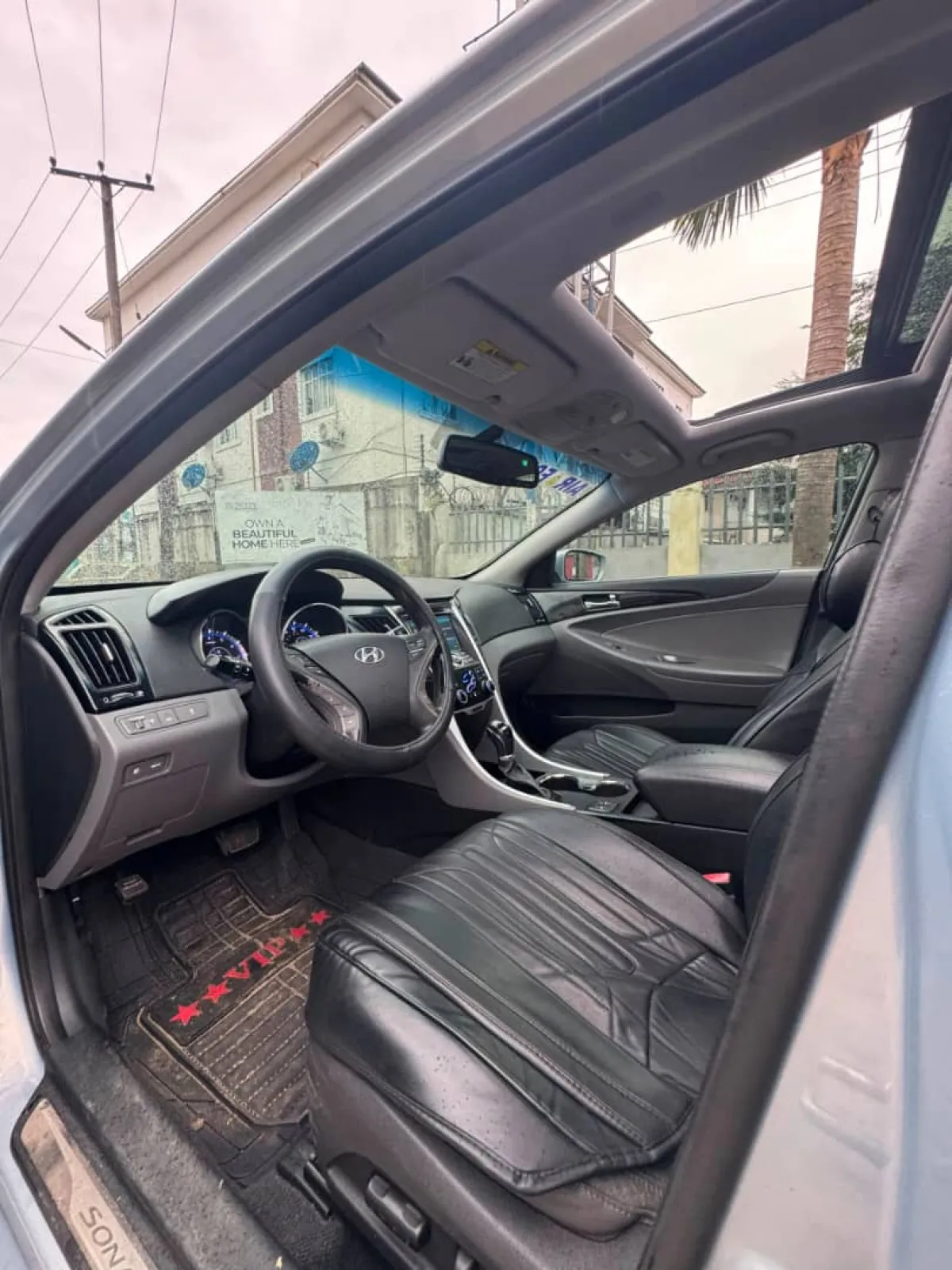 Hyundai Sonata - Image 4