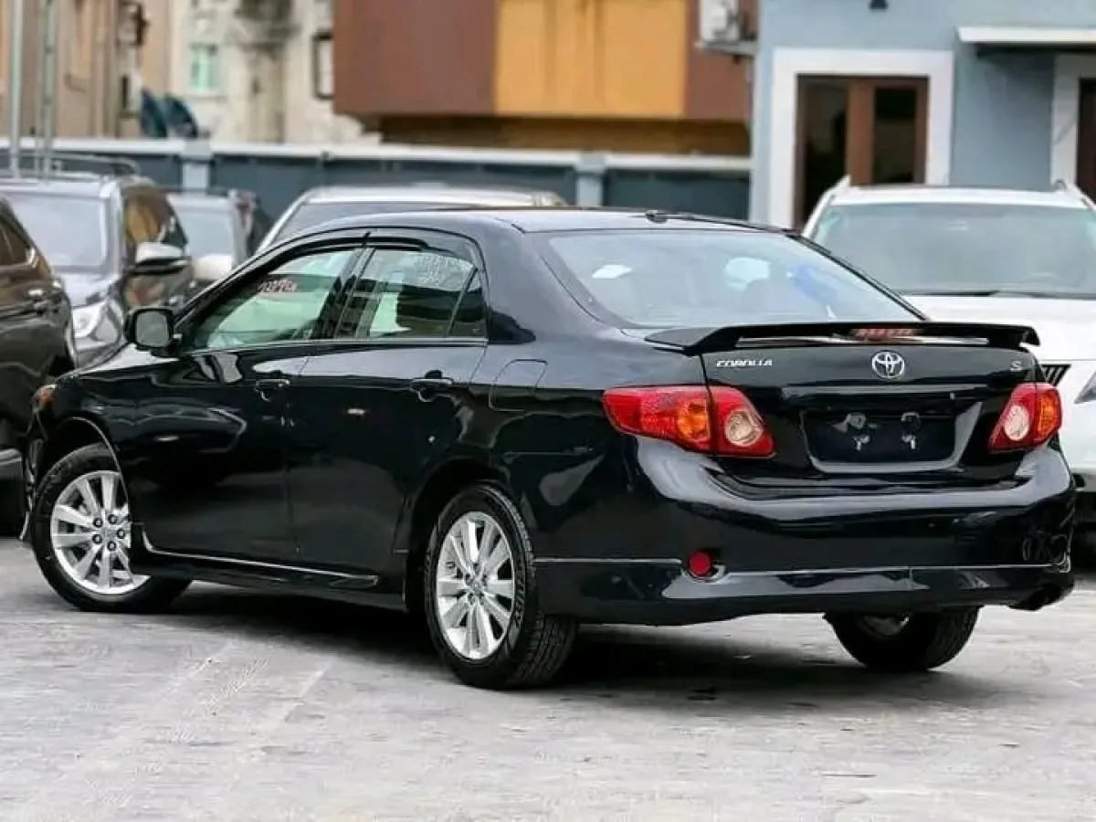 Toyota Corolla Sport - Image 3