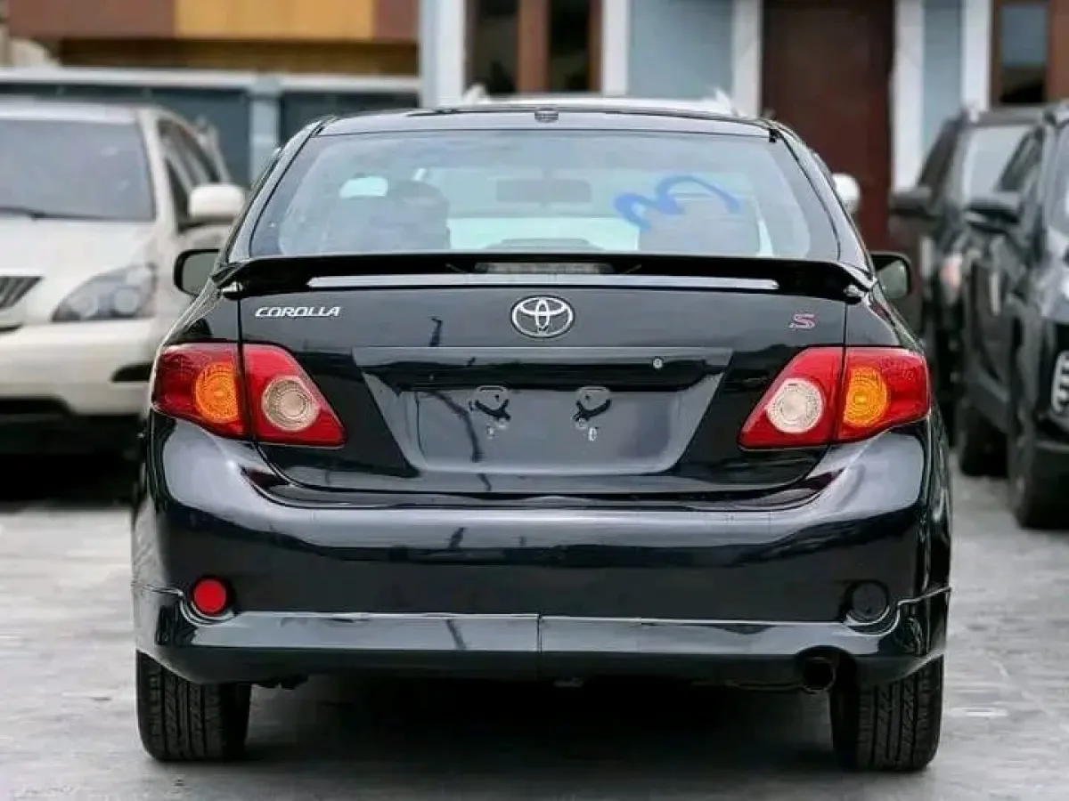 Toyota Corolla Sport - Image 4