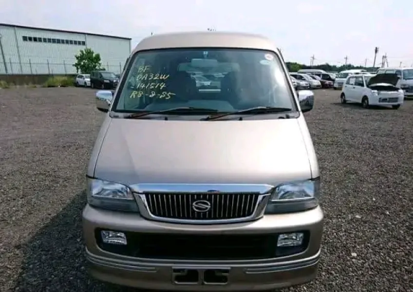 Haice Mini Bus