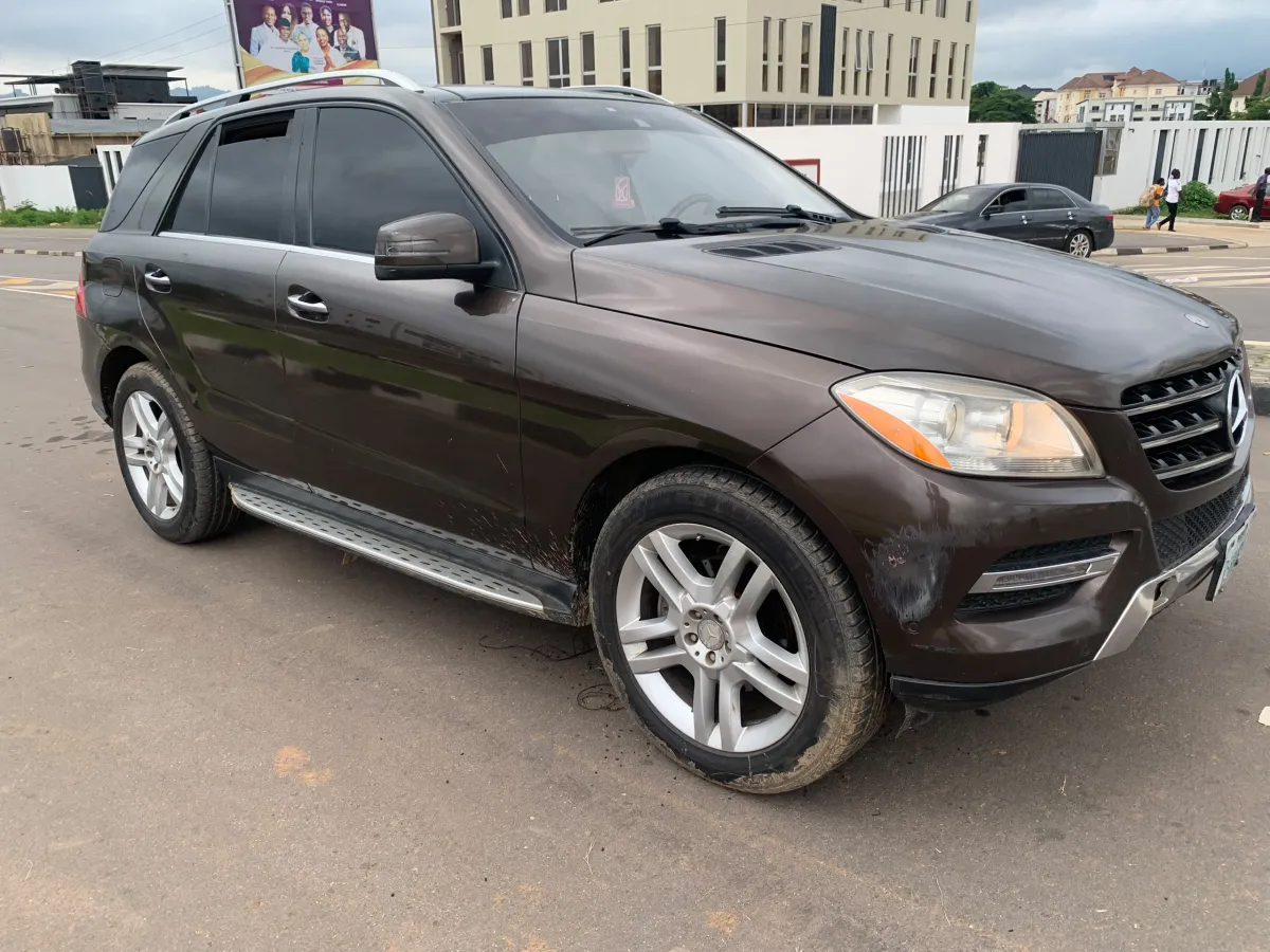 Mercedes Benz ML350 2014 - Image 2