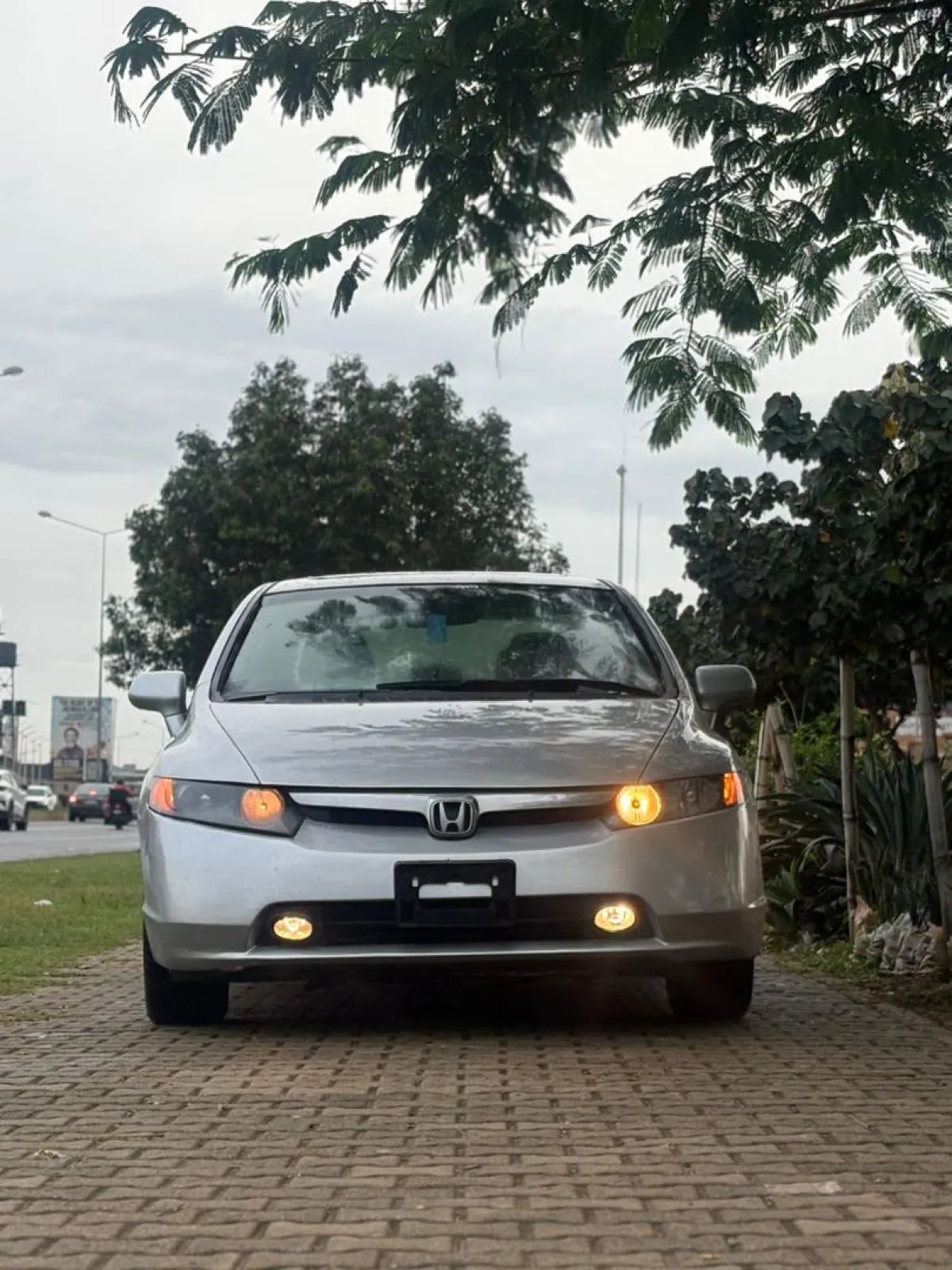 Honda Civic 2008 - Image 1