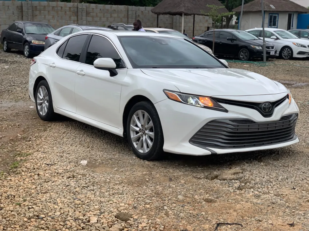 Toyota Camry LE 2019 (Foreign Used) - Image 4