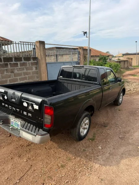 Nissan frontier