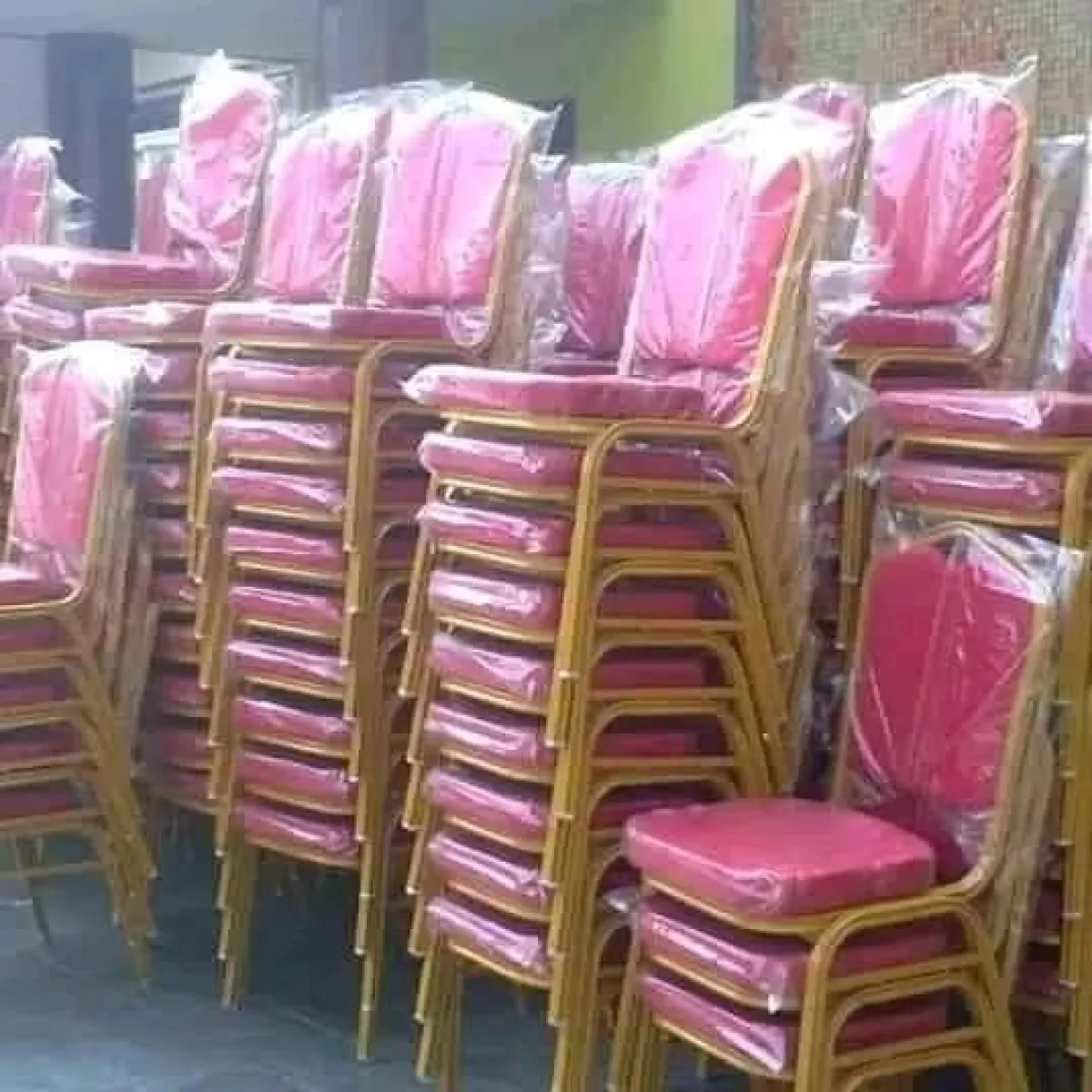 royalbanquetchairs - Image 3