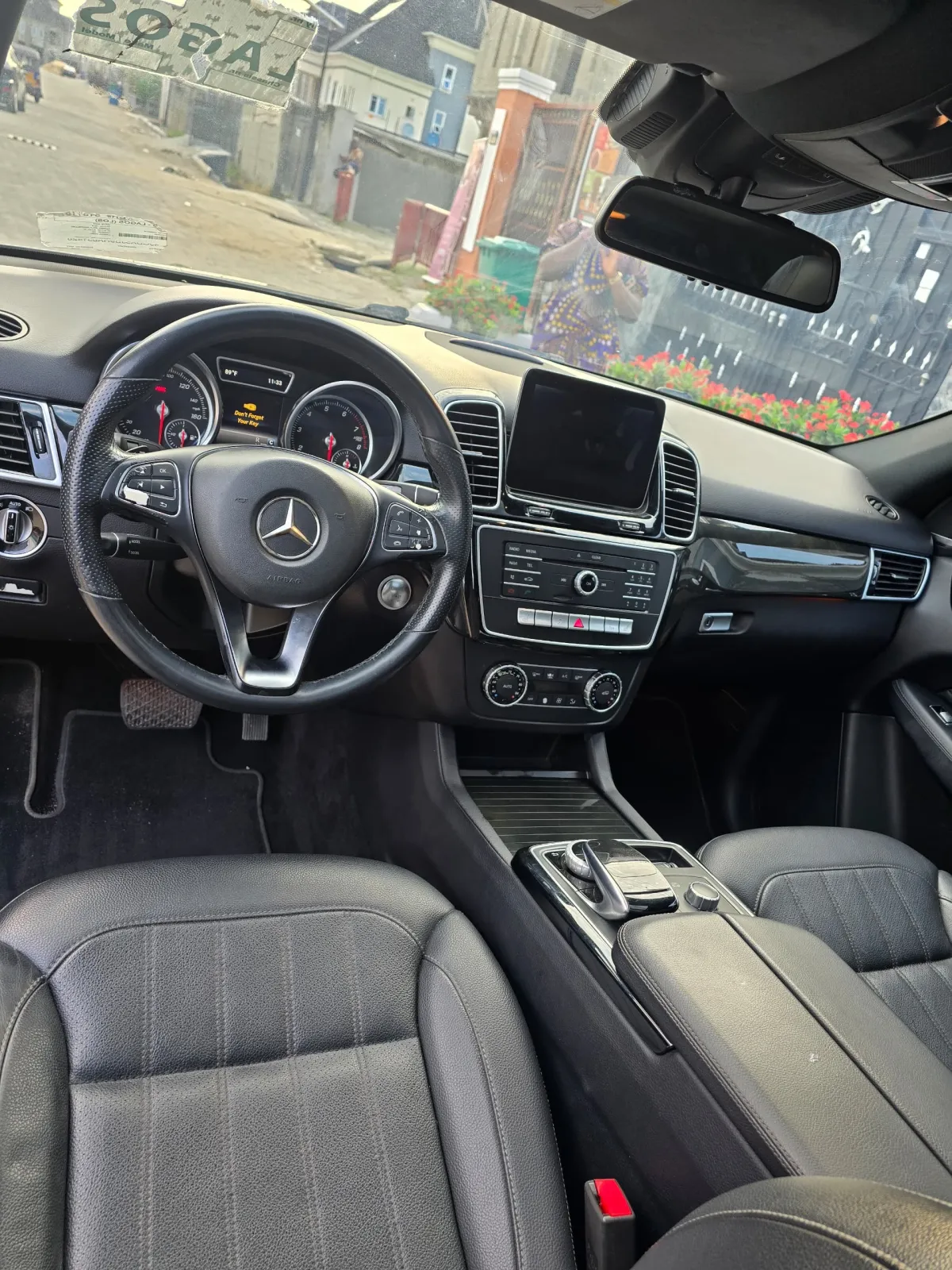 Foreign Used Mercedes Benz GLE350 2017 Fullest Option 4matic - Image 4