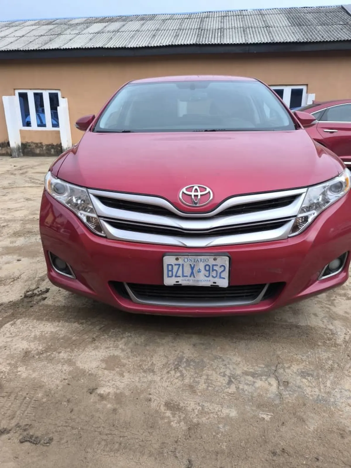 TOKUNBO TOYOTA VENZA LE 2015 MODEL - Image 1