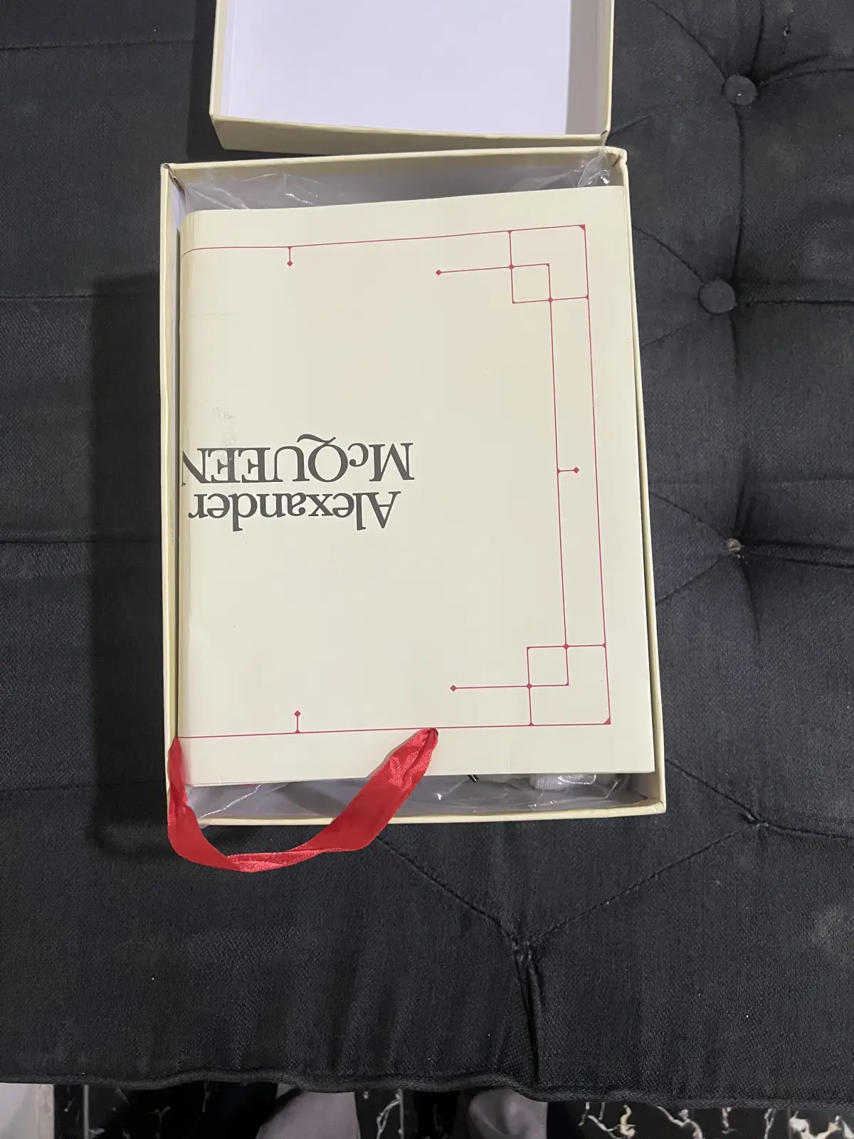 Trendy Lightweight Sneakers for Men Breathable & Comfortable Everyday Wear - Image 2