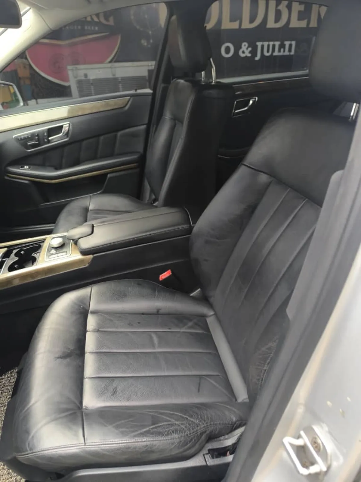 TOKUNBO MERCEDES BENZ E300 4MATIC 2011 MODEL FULL OPTION - Image 5