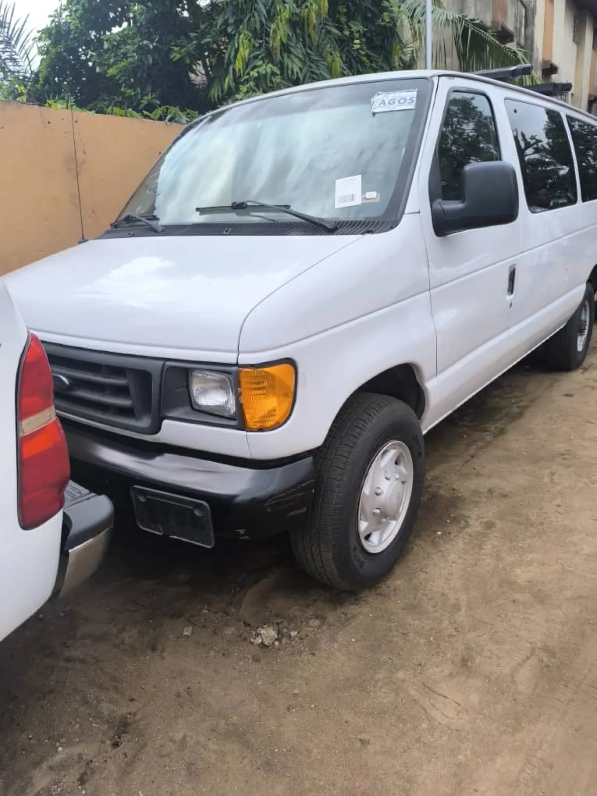 TOKUNBO FORD ECO LINE E350 2005 MODEL - Image 1