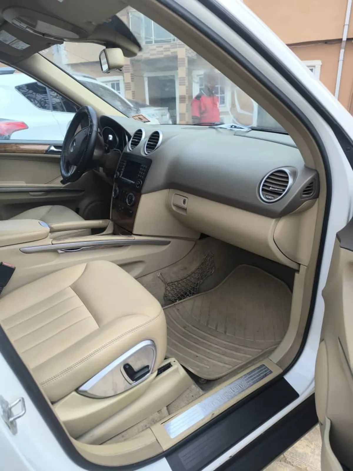 TOKUNBO MERCEDES BENZ ML350 4MATIC 2008 MODEL FULL OPTION - Image 4