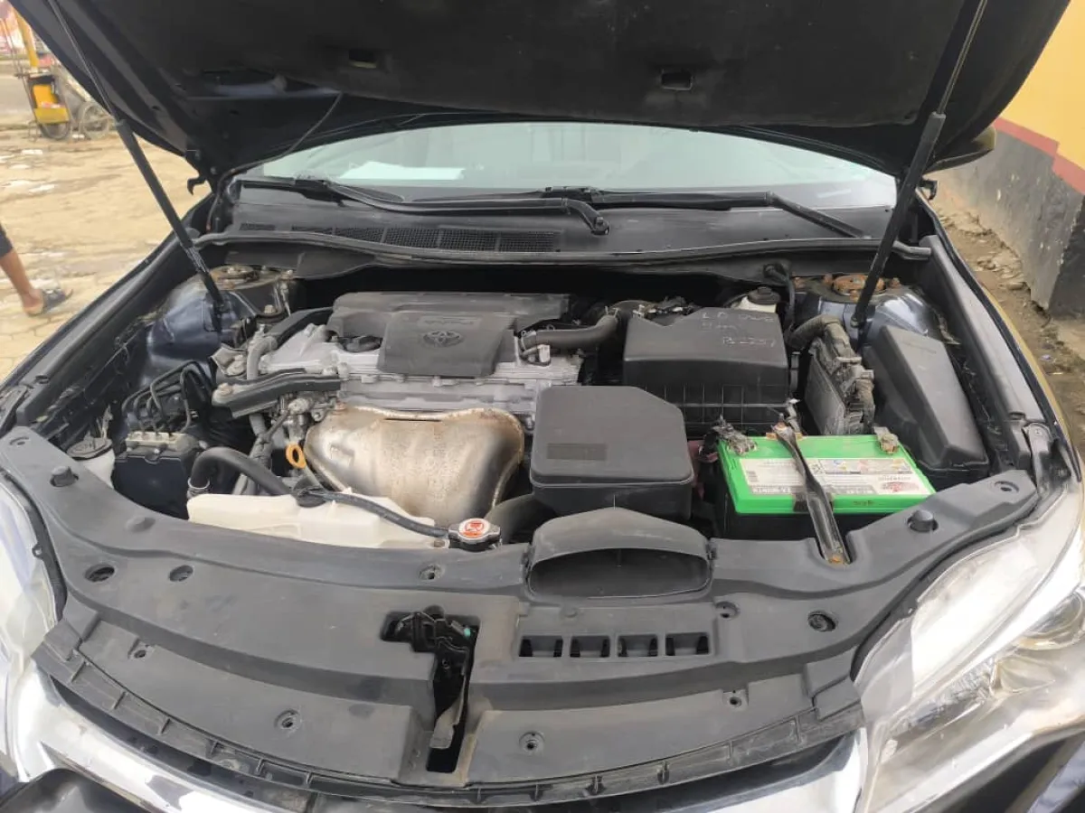 TOKUNBO TOYOTA CAMRY LE 2017 MODEL - Image 3