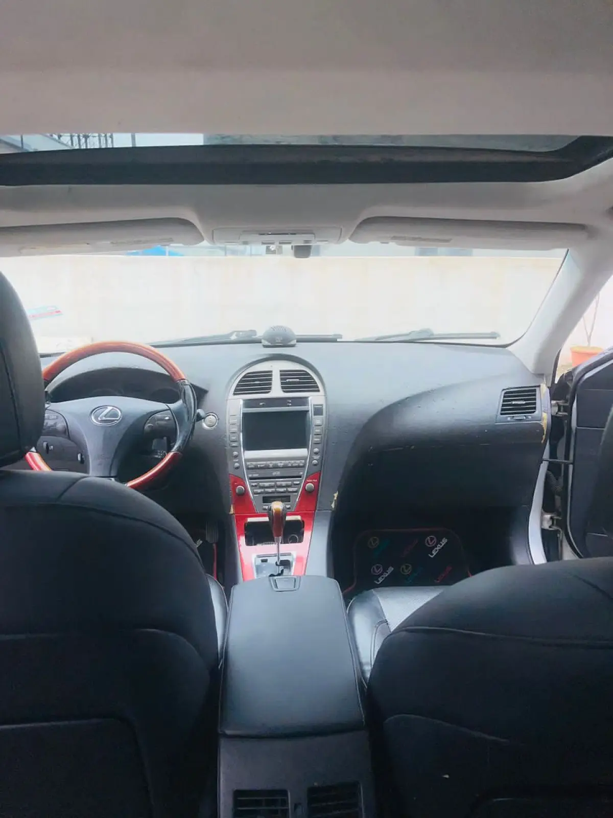 2008 ES 350 - Image 10